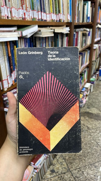 alternative text