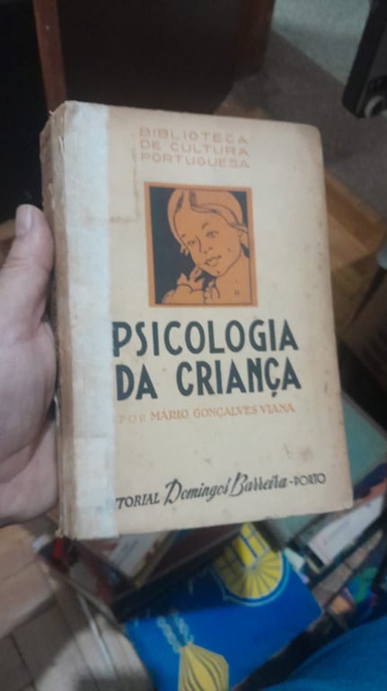 alternative text