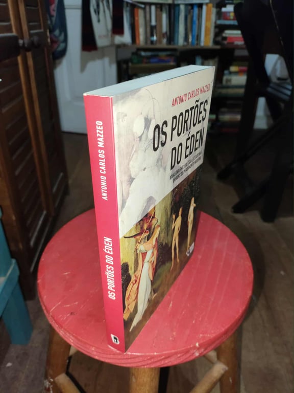 alternative text