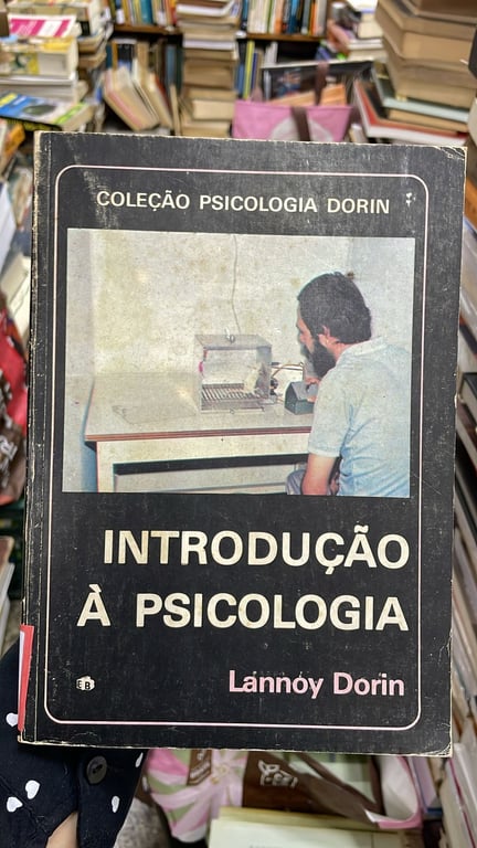 alternative text