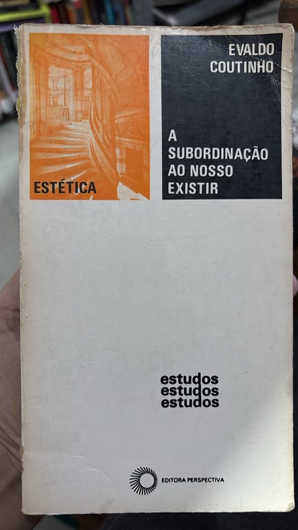 alternative text
