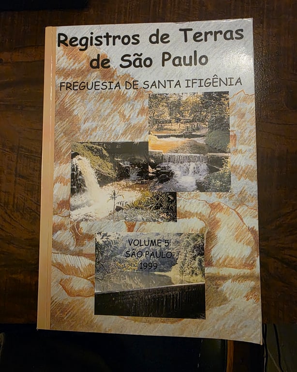 alternative text