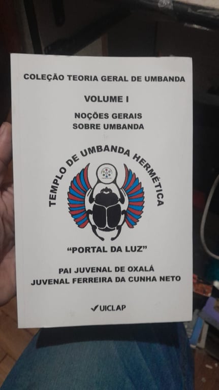 alternative text