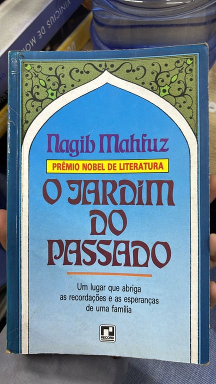 alternative text