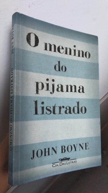 alternative text
