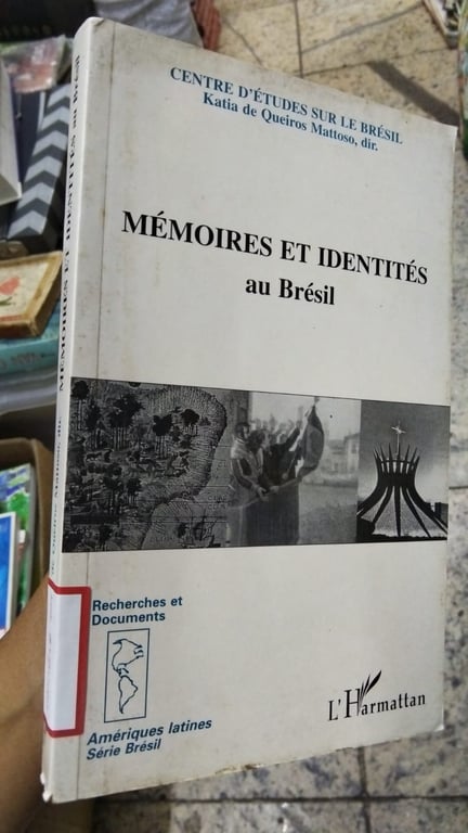 alternative text