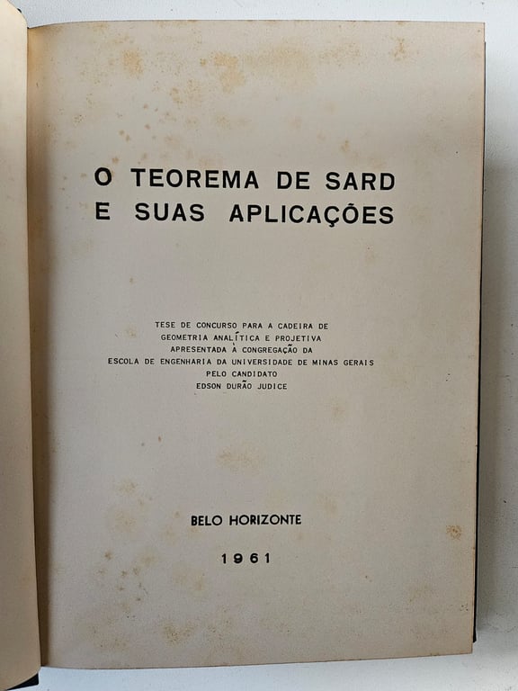 alternative text