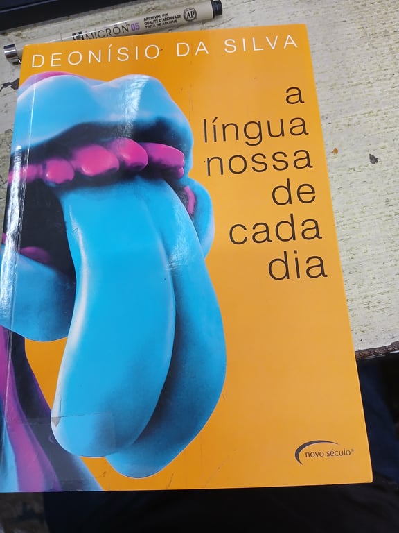 alternative text