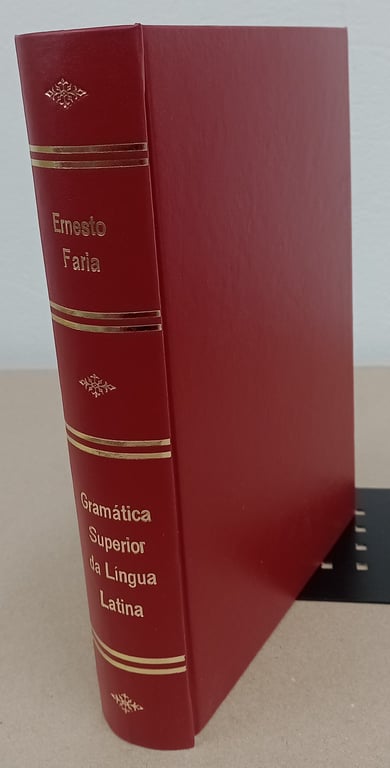 alternative text