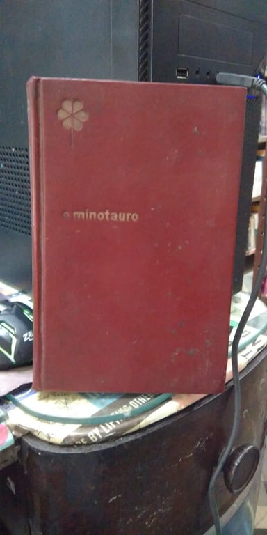 alternative text