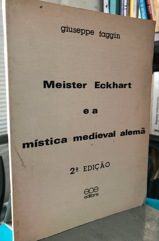 alternative text