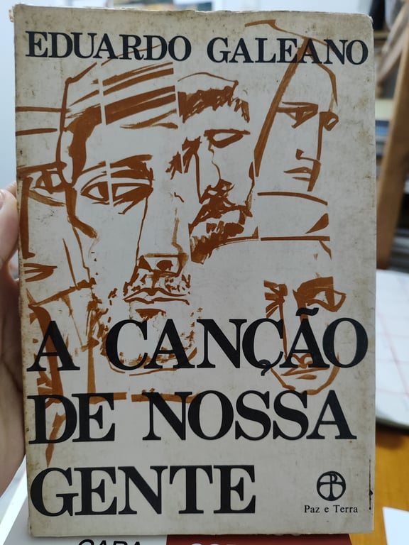 alternative text