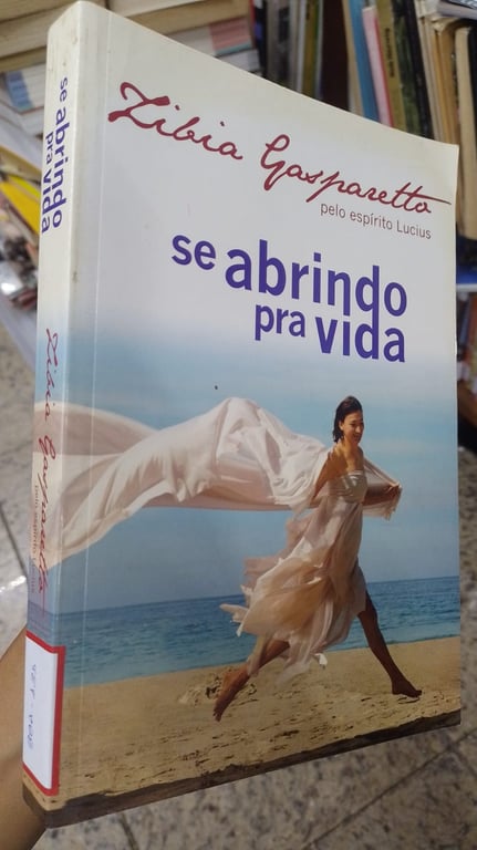 alternative text