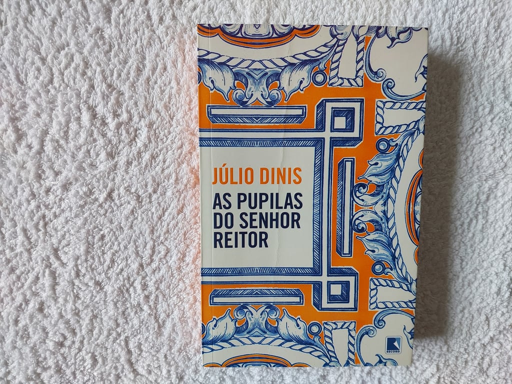alternative text