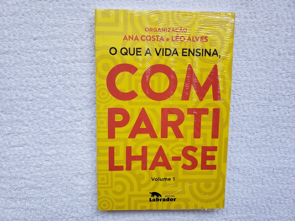 alternative text