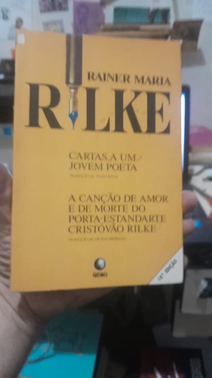 alternative text
