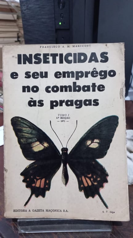 alternative text