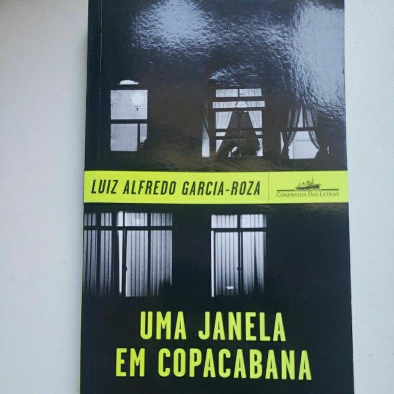 alternative text