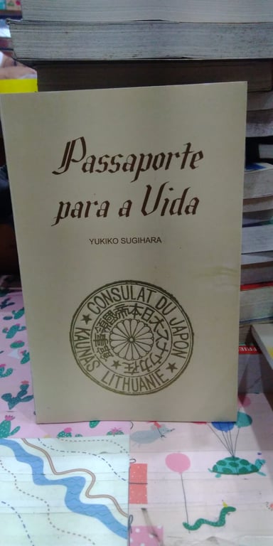 alternative text