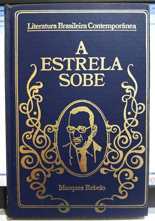 alternative text