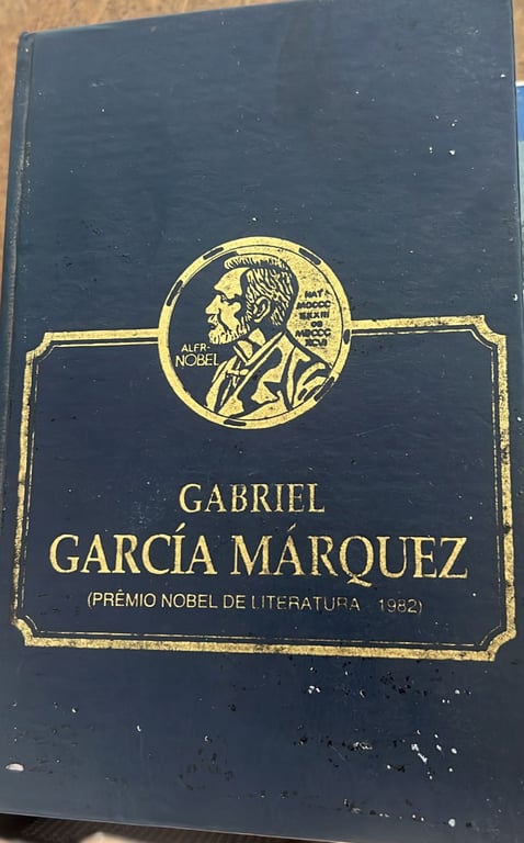 alternative text