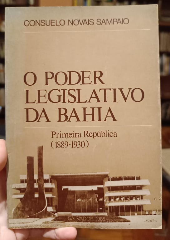 alternative text