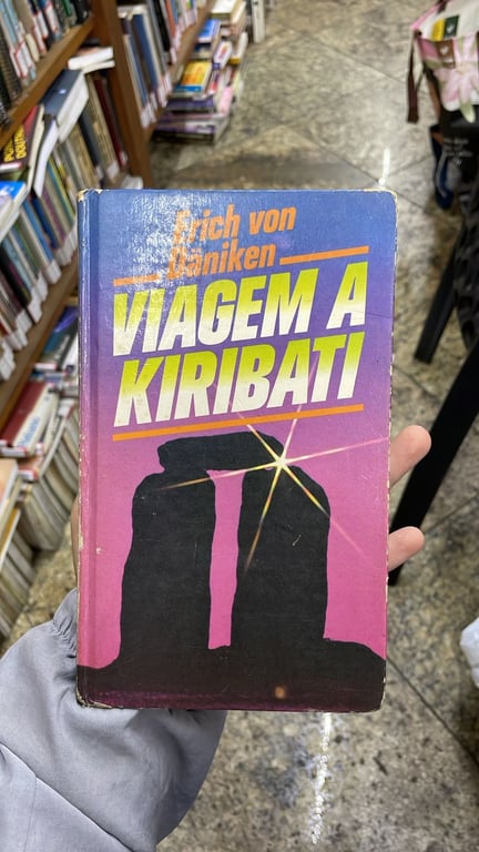 alternative text