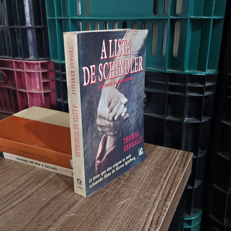 alternative text