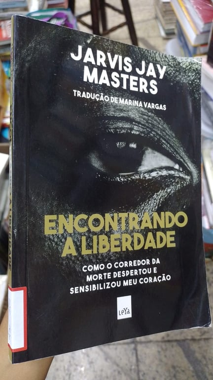 alternative text