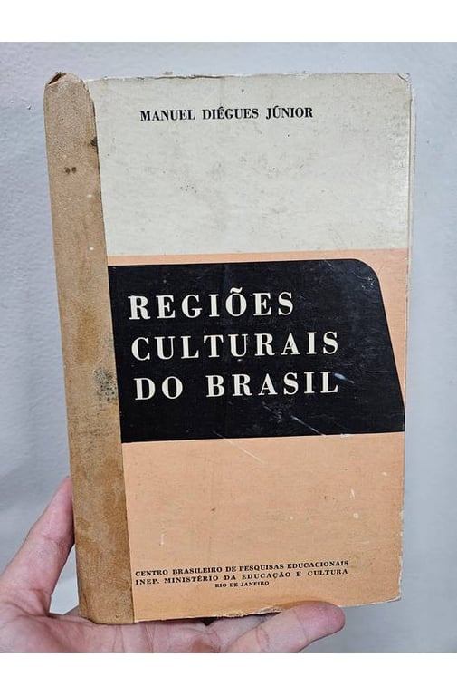alternative text