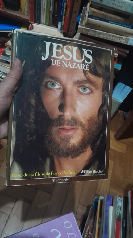 alternative text
