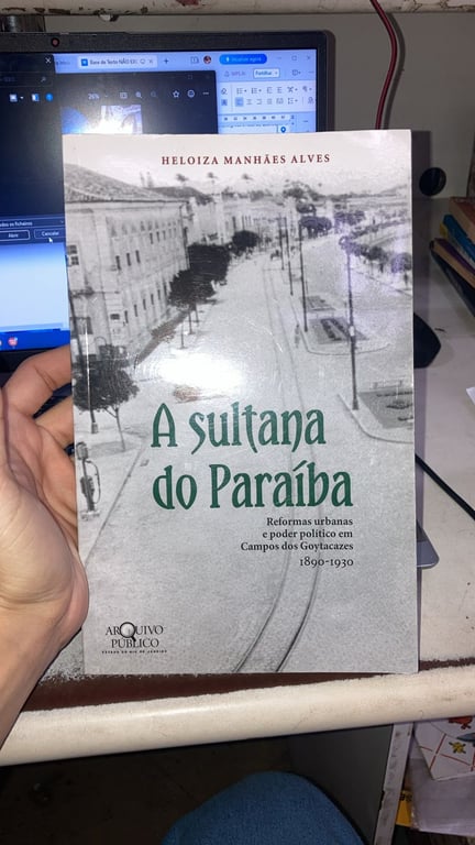 alternative text