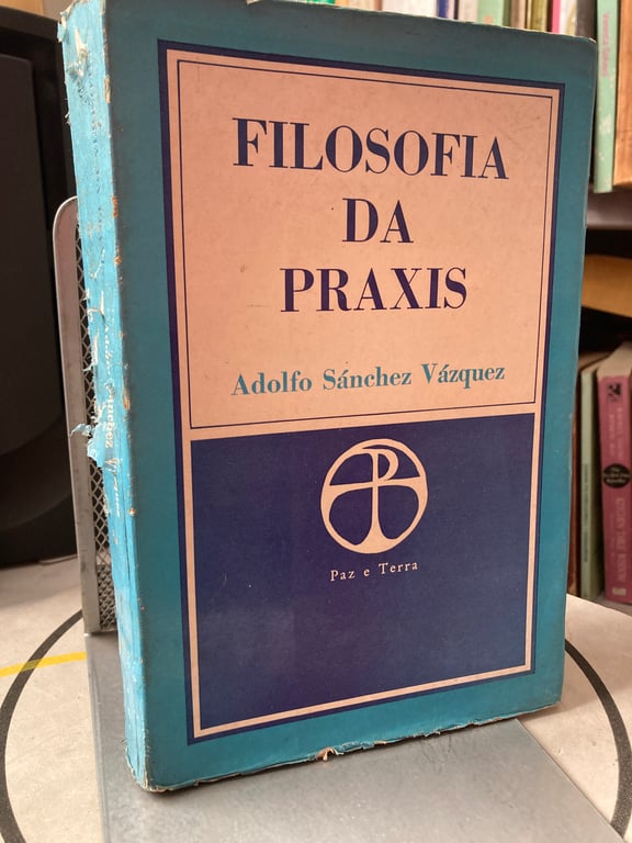 alternative text