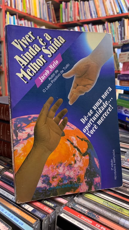 alternative text