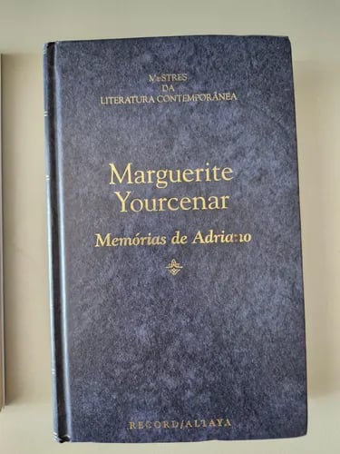 alternative text
