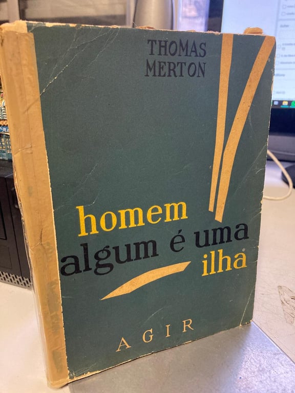 alternative text