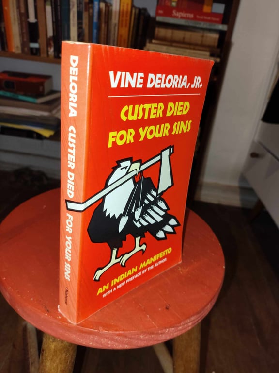 alternative text