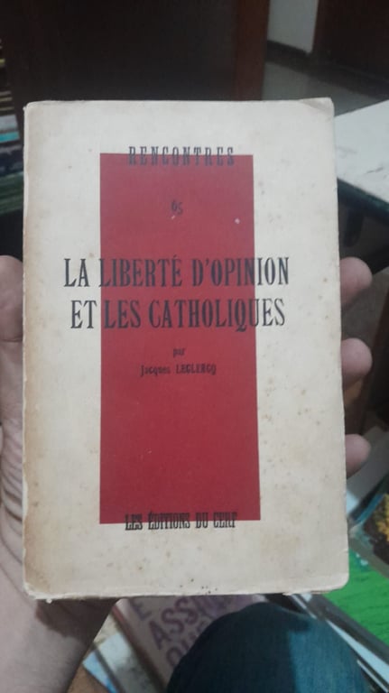 alternative text