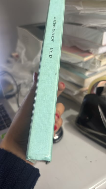 alternative text