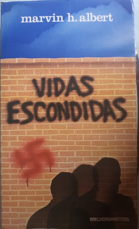 alternative text