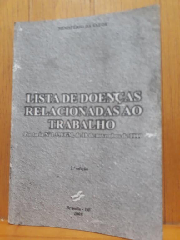 alternative text