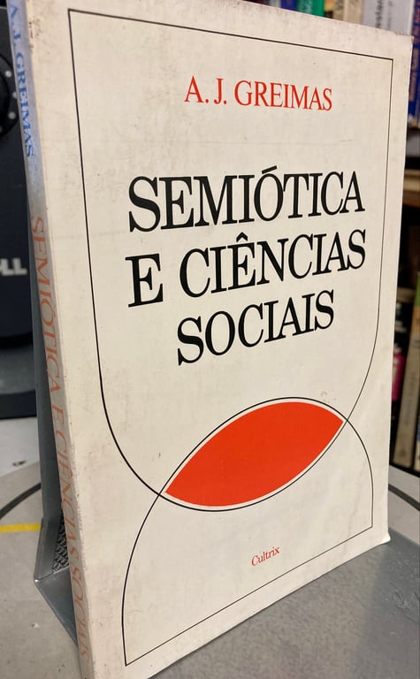 alternative text