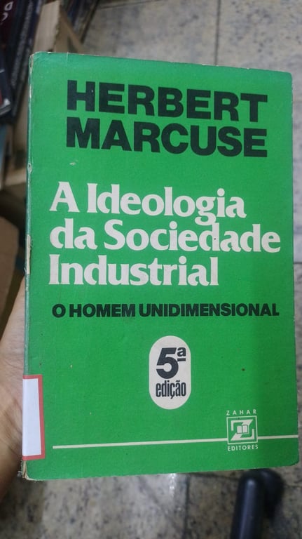 alternative text
