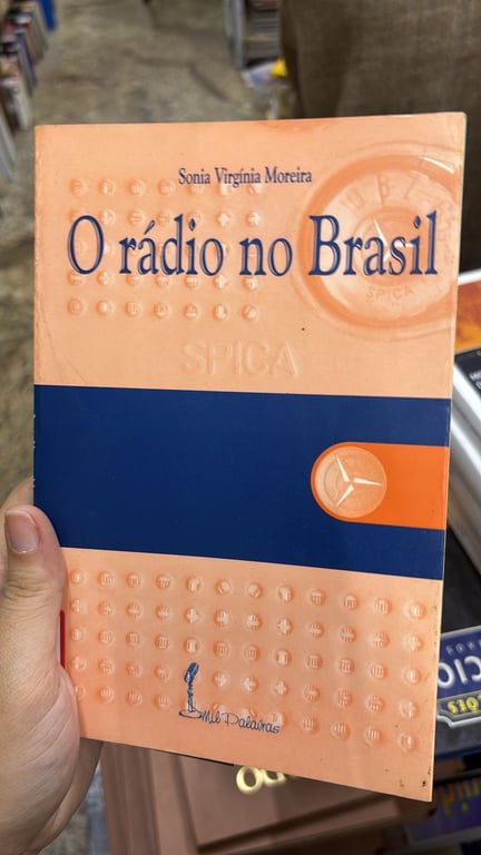 alternative text