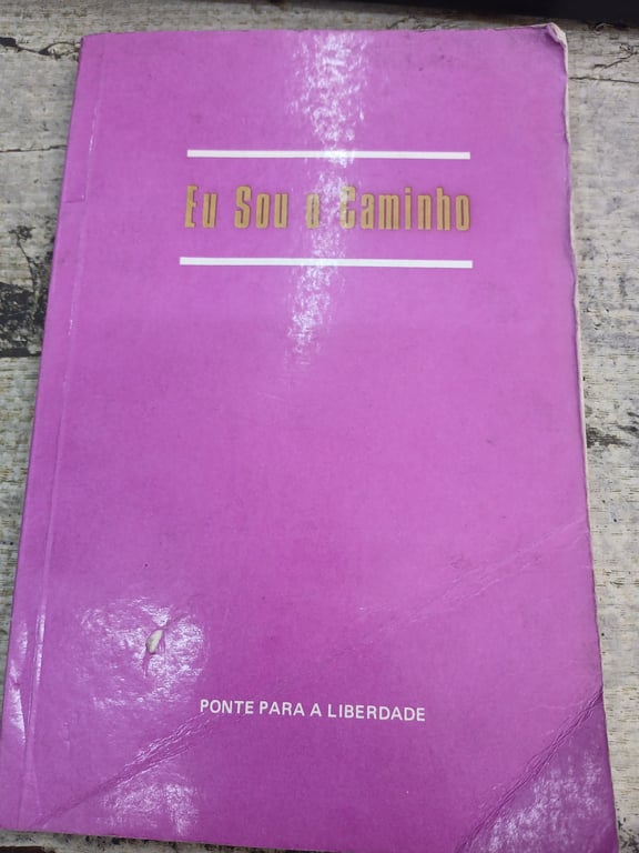 alternative text