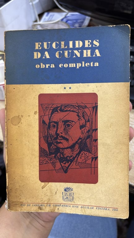alternative text