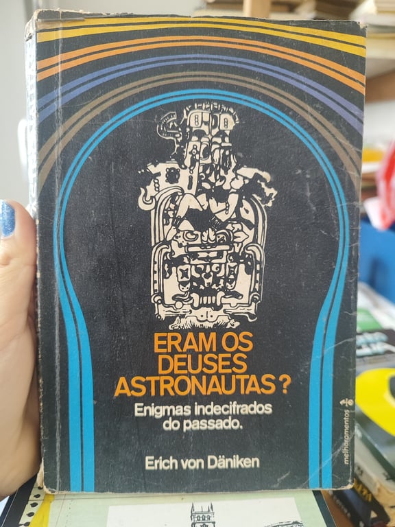 alternative text