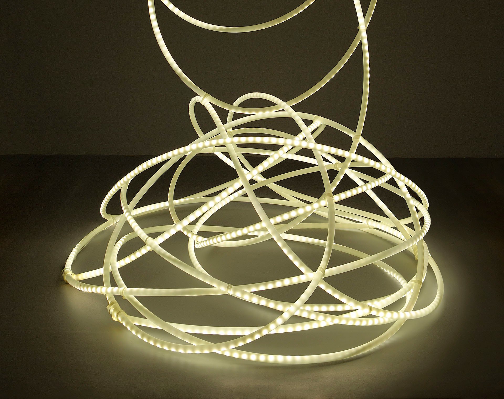 Grimanesa Amoros video thumbnail for AUREUM