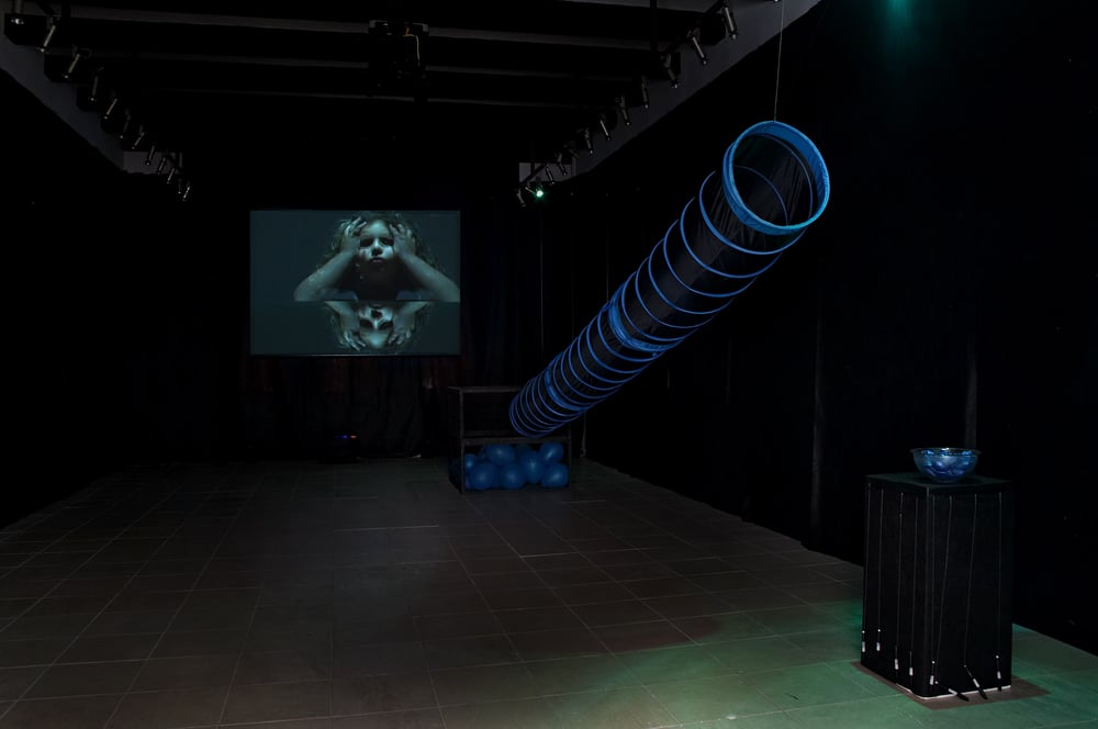 Grimanesa Amoros REFLEXION OBSCURA