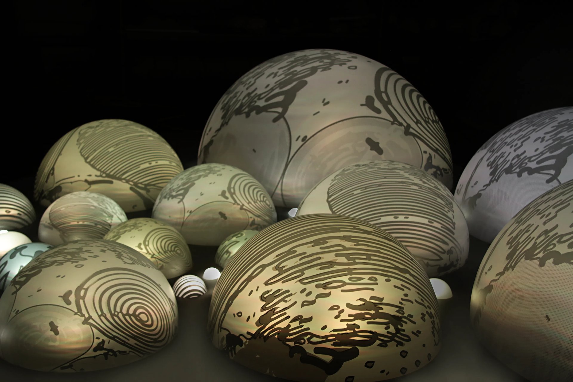 Grimanesa Amoros UROS ISLAND